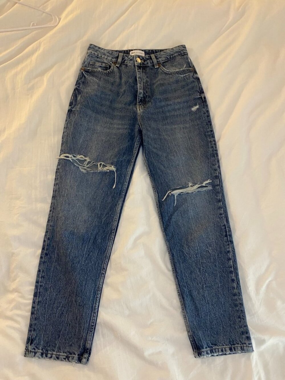Zara Dark Wash Ripped Straight Leg Jeans | US 6
